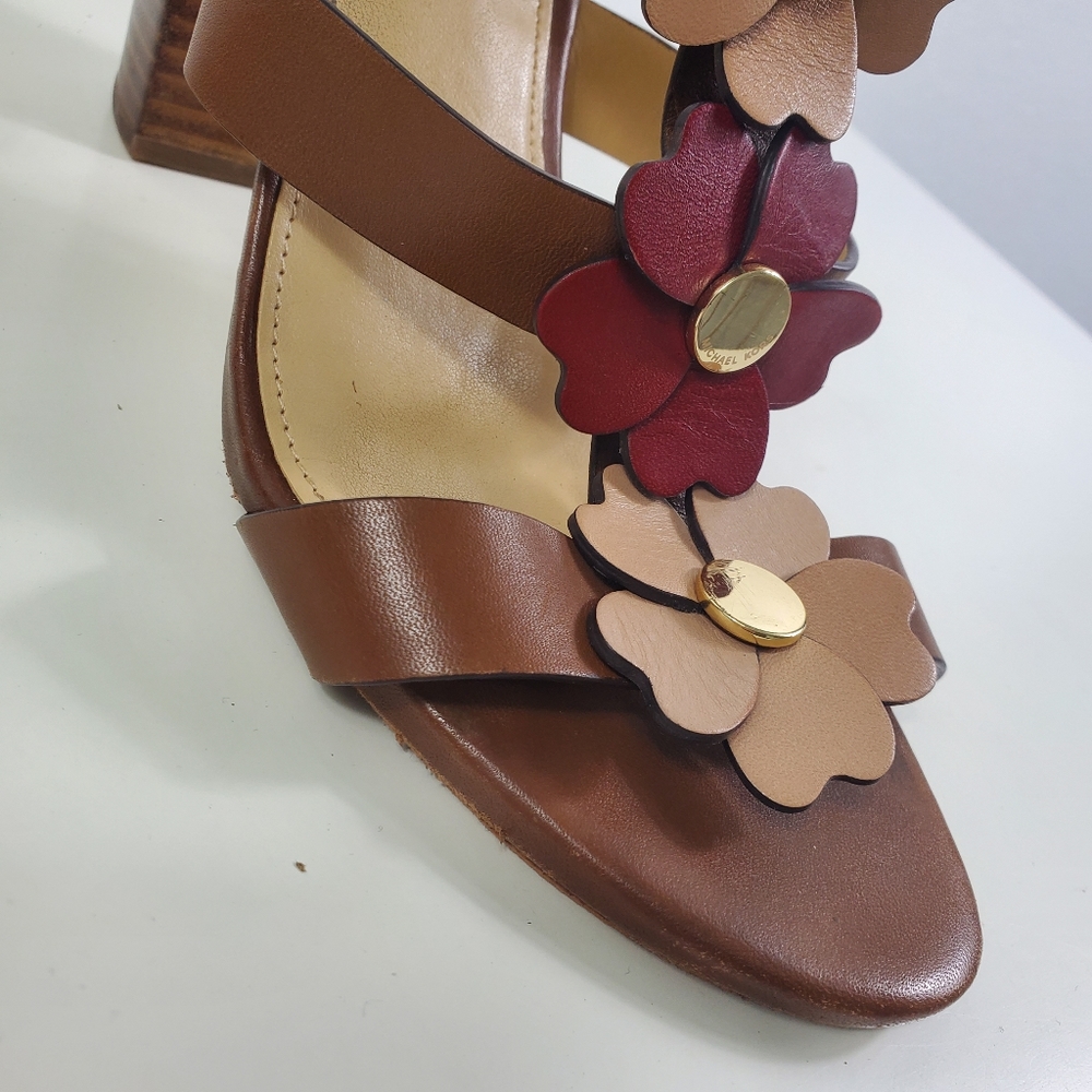 MICHAEL KORS Leather + Wood Flower Strappy Cage Heels / Sandals - Picture 5 of 16